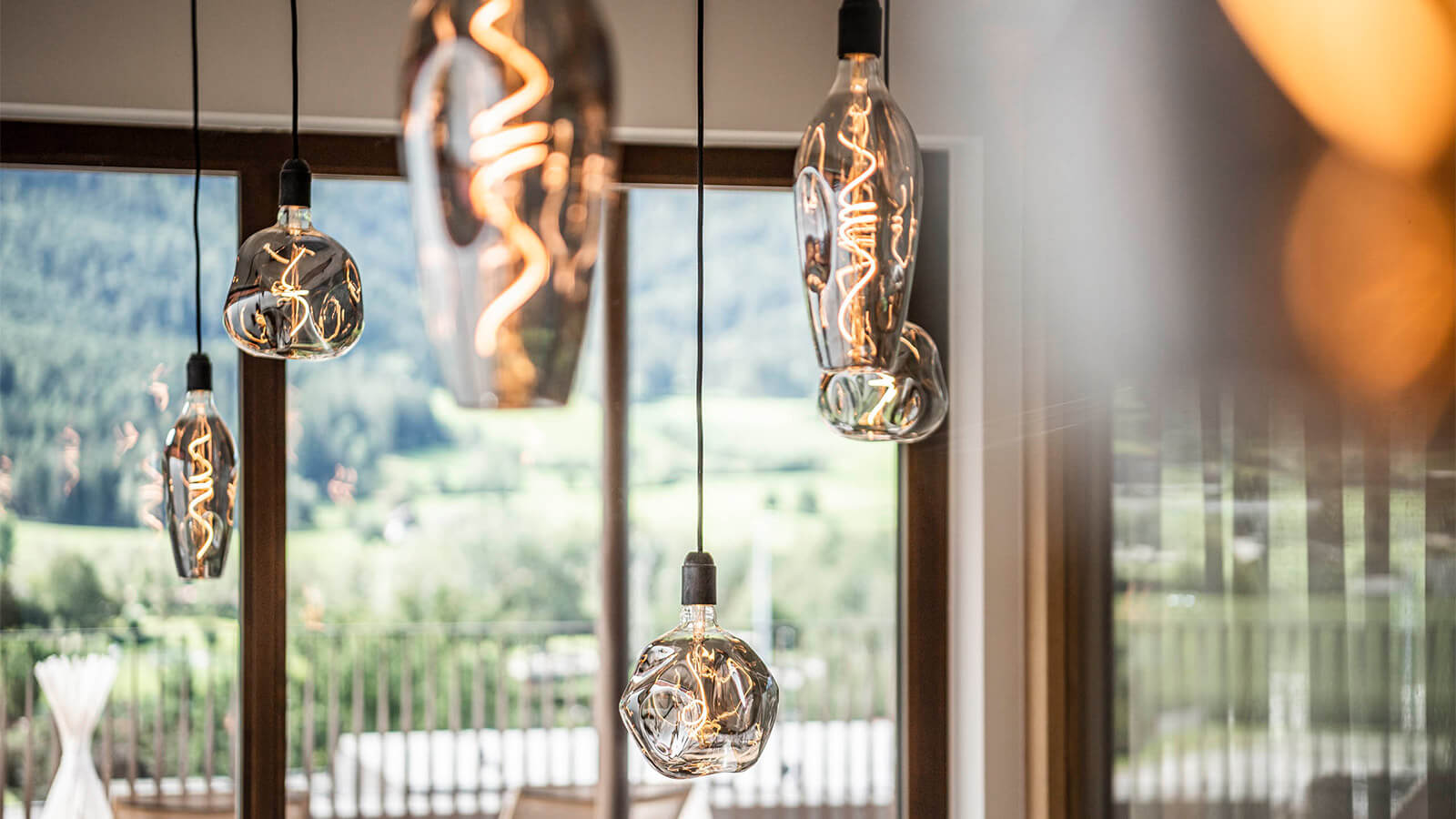 Ambience: great lamps